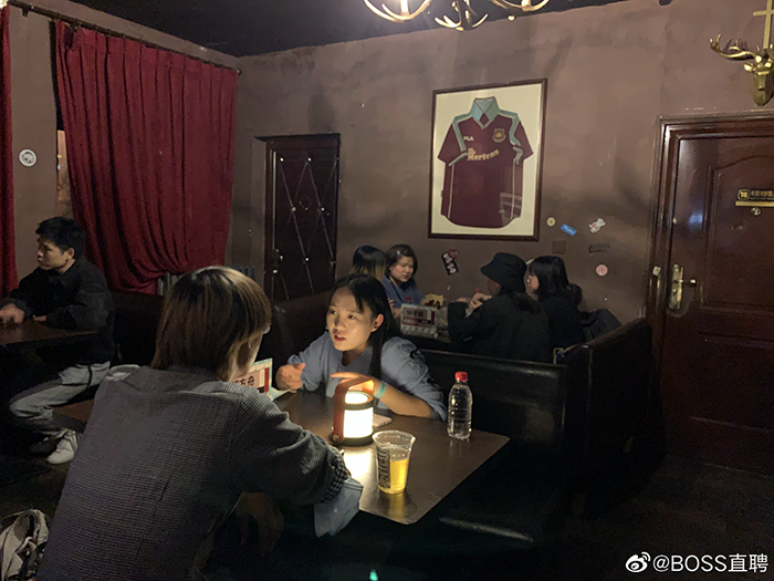 把求職從辦公室搬到酒吧，BOSS直聘這場招聘有點意思