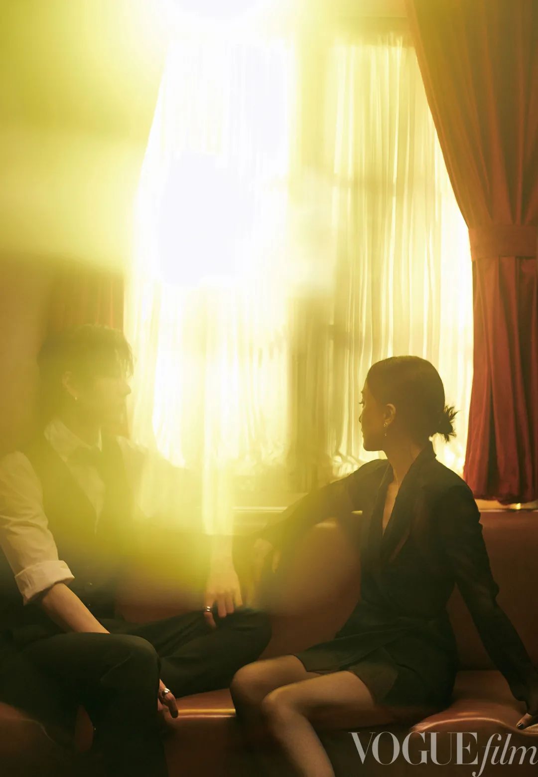 Vogue Film「花的游吟」，周迅、王一博主演